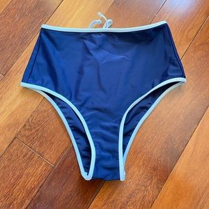 NWOT Aerie High Rise Navy Bikini Bottoms White Details